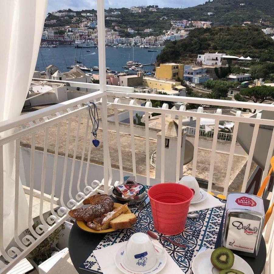 B&B Ponza Suite Exterior photo